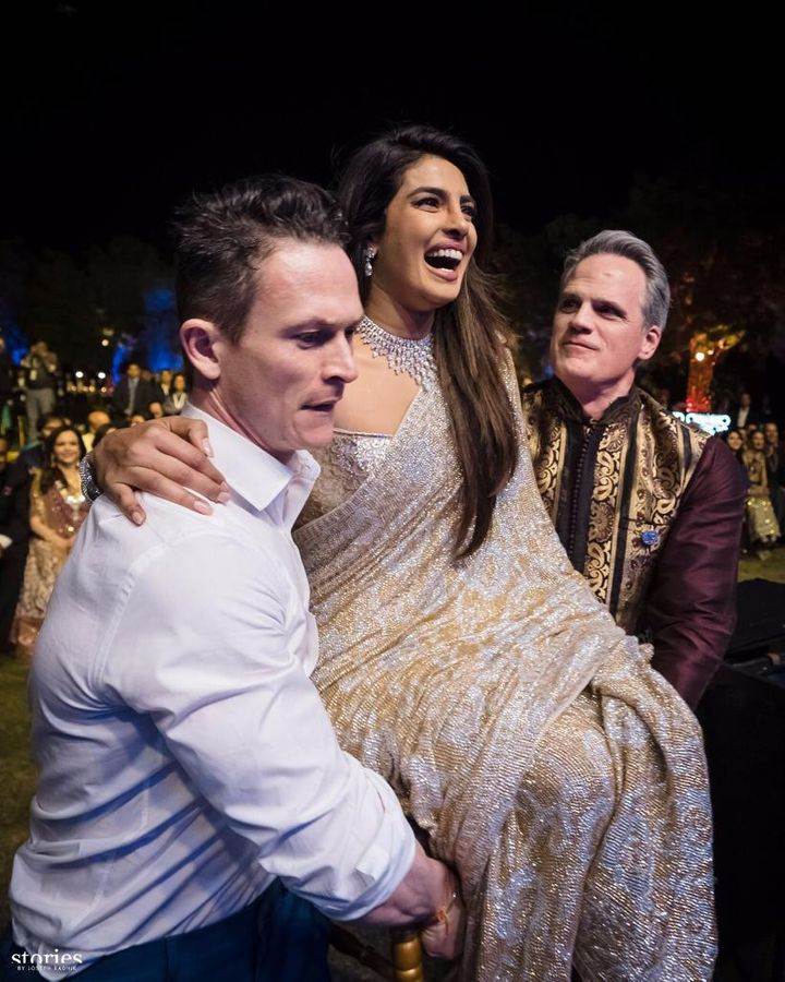 Priyanka Chopra's Sangeet Outfit Had 'Desi Girl' Written All Over It |  MissMalini