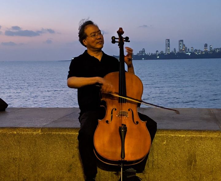 A World-Renowned Cellist Spontaneously Held A Mini Concert At Marine Drive—And It Was Beautiful
