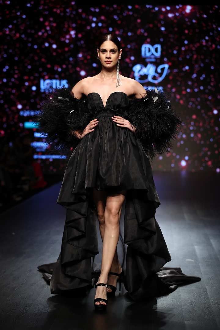 Dolly J at Lotus Makeup India Fashion Week Autumn Winter 2019 in Delhi