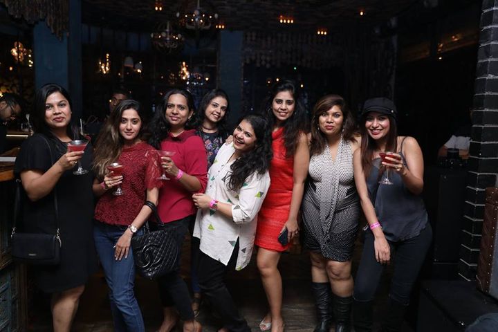 5 Reasons Why Everyone Needs A Girls’ Night Out