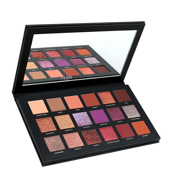 Huda Beauty Desert Dusk Eyeshadow Palette | Source: Huda Beauty