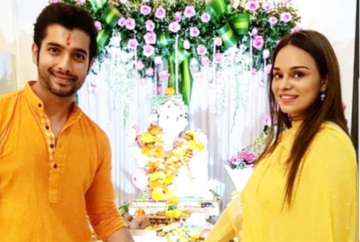 Check Out This Picture From Ssharad Malhotra And Ripci Bhatia’s Roka Ceremony