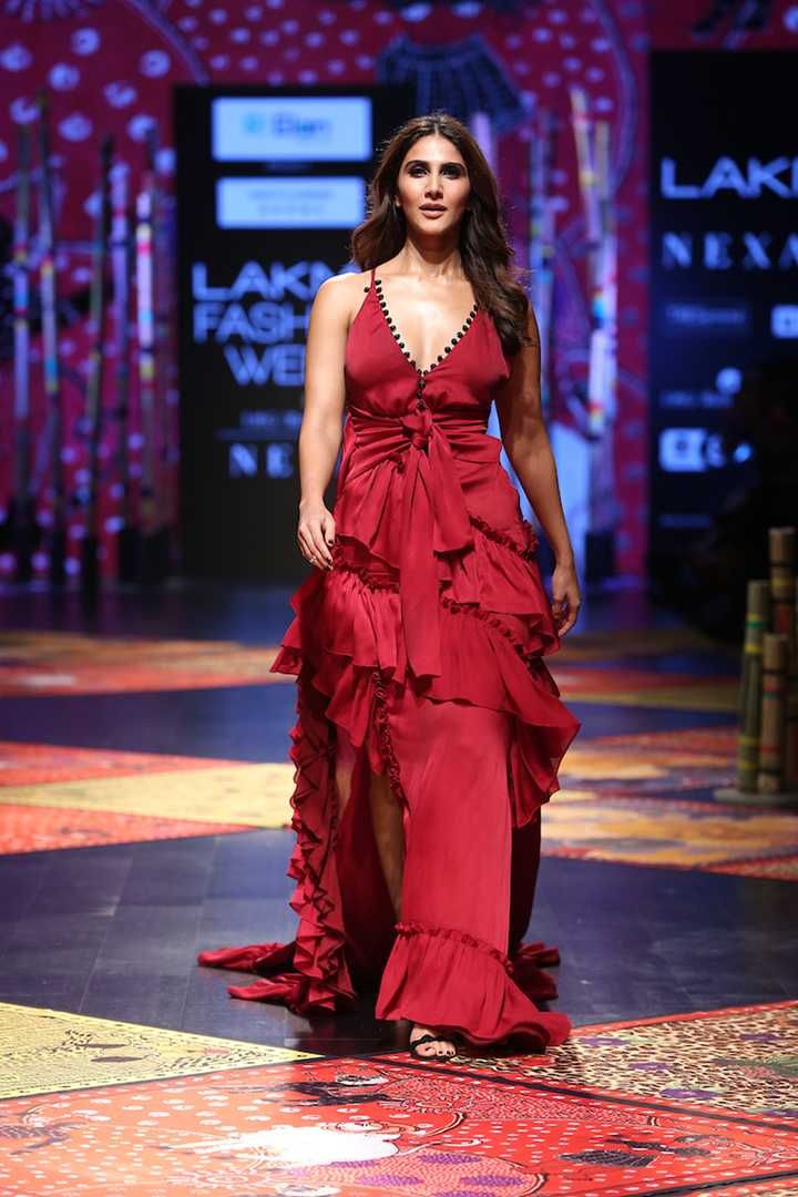 Showstopper Vaani Kapoor for Designer Shivan & Narresh at Lakme Fashion Week Summer Resort 2019