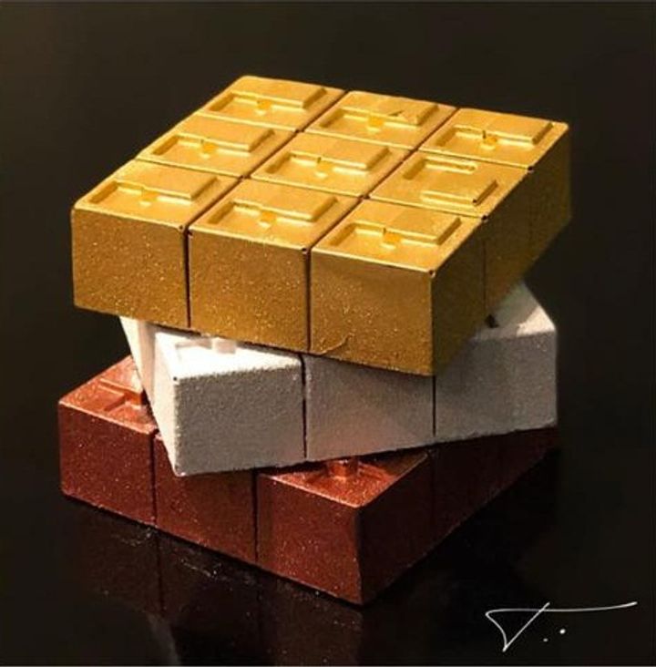 The Gold I The Rubik's Cube by TOSHIN