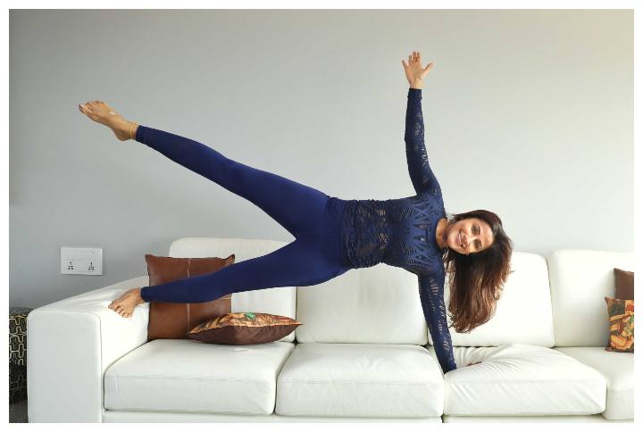 Celebrity Fitness Specialist Yasmin Karachiwala Shares 5 At-Home Exercises To Help You Get In Shape In 2019