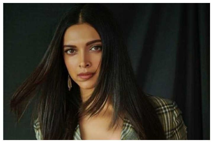 Deepika Padukone Casts Her Vote And Shuts Down All Reports About Her Nationality