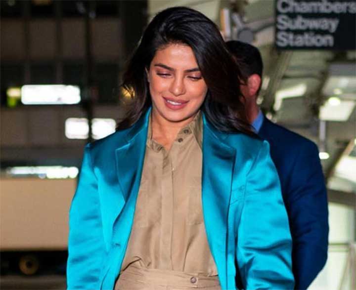 Priyanka Chopra’s Travel Look Is So Damn Cool, You’ll Be Shopping For These Items In No Time