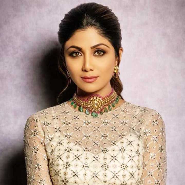 Shilpa Shetty Ditches Her Sarees For This Equally Stunning Desi Look