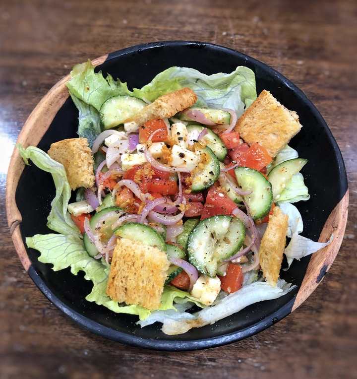 (Indian) Greek Salad (Source: Instagram | @ramenhairedgirl)