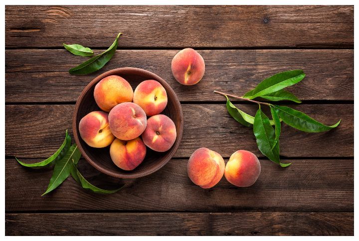 Peaches (Source: www.shutterstock.com)