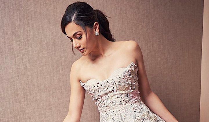Taapsee Pannu Had A Major Princess Moment &#038; We’re In Love With Her Dress