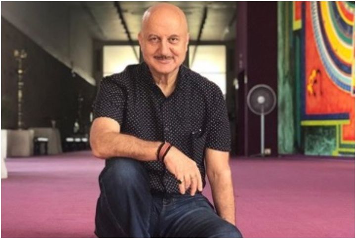 VIDEO: Anupam Kher Chanting ‘Om Namah Shivay’ While Lifting Weights Is Unmissable
