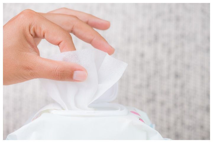 5 Reasons Why You Should Ditch Your Makeup Removing Wipes