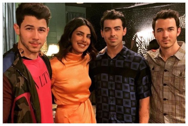 Priyanka Chopra Joins Her Hubby Nick Jonas &#038; His Brothers For A Work Out Session