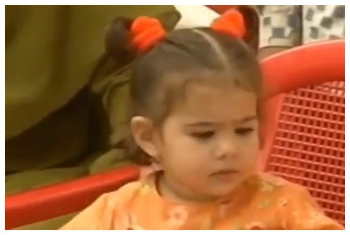 This Video Of Baby Sara Ali Khan On Sets With Her Dad Saif Ali Khan Is Too Cute To Handle