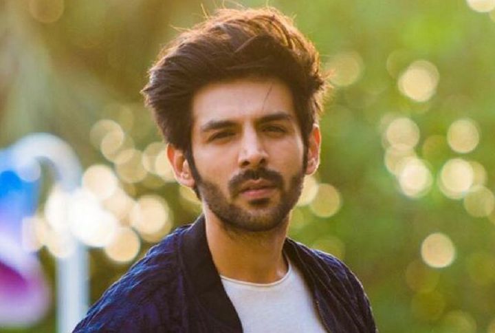 Video: Kartik Aaryan Dances To ‘Coca Cola’ With A Fan From Thailand