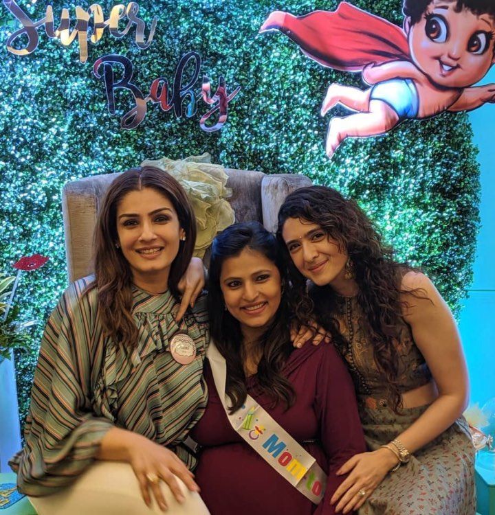 Raveena Tandon, Chhaya and Pooja Makhija (Source: Instagram | @poojamakhija)