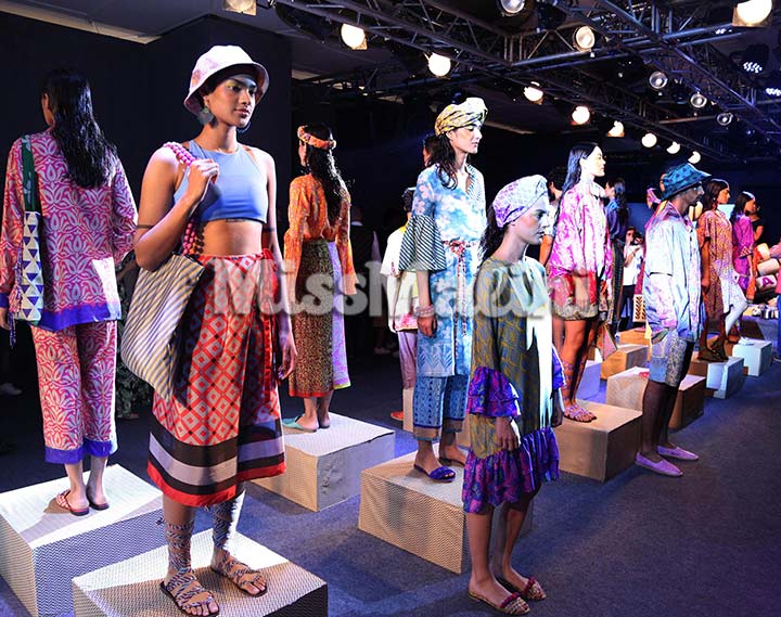 I Was A Sari at Lakme Fashion Week WF'19 in Mumbai | Source: Yogen Shah