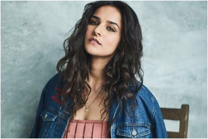 #WomanCrushWednesday: Angira Dhar Is All Things Pretty &#038; Fierce Wrapped In One