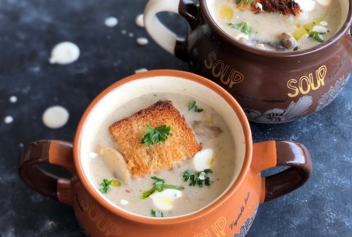 How To: Make Cream Of Mushroom Soup In 7 Steps