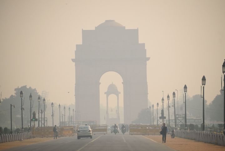 #IfTreesCouldTalk: Delhi Air Pollution Equates To 30+ Cigarettes Being Smoked In A Day