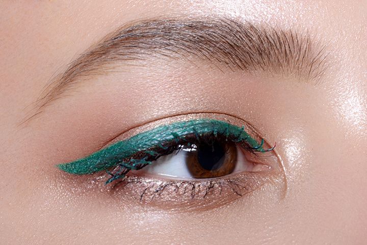 7 Colourful Eyeliners To Try Out This Season