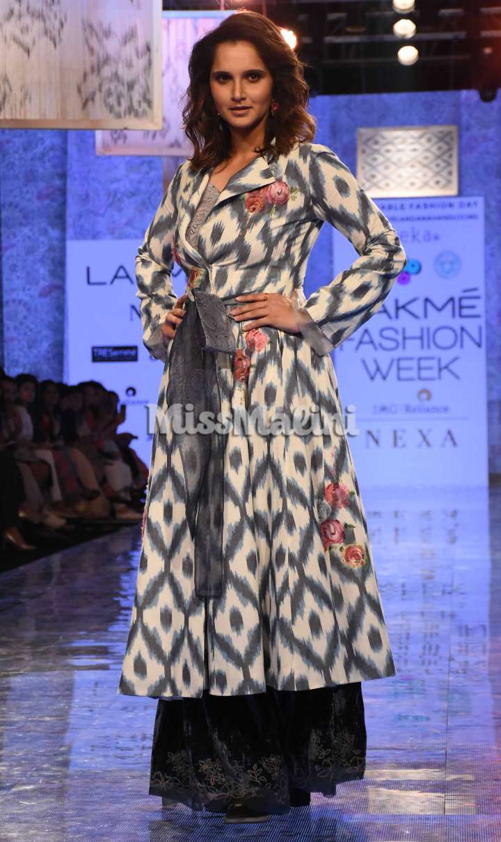 Sania Mirza At Lakme Fashion Week SR '20 In Mumbai | Source: Yogen Shah