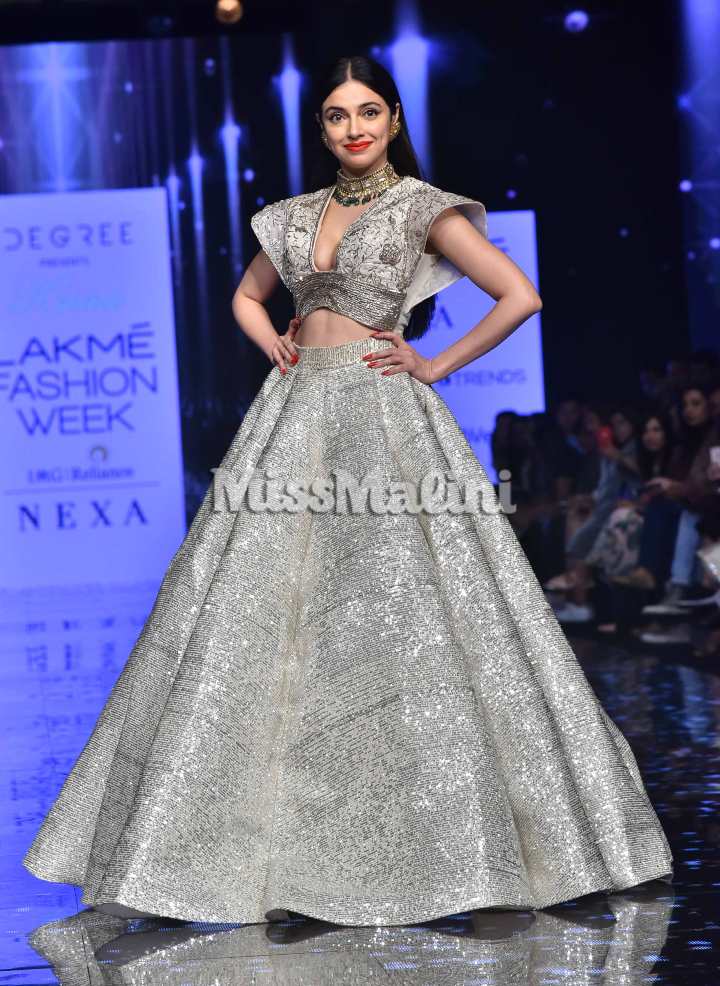 Divya Khosla Kumar At Lakme Fashion Week SR '20 In Mumbai | Source: Yogen Shah