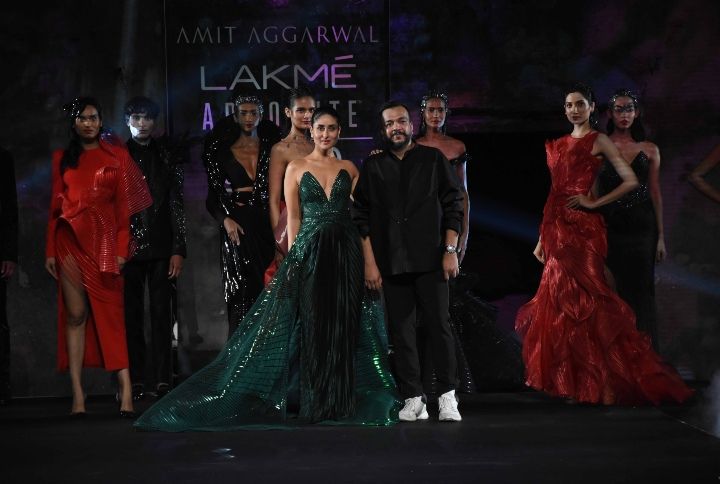 Kareena Kapoor Khan For Amit Aggarwal At Lakme Fashion Week SR '20 In Mumbai | Source: Yogen Shah