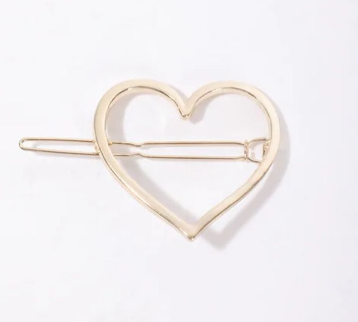 Ajio Open Heart Hair Pin (Source: www.ajio.com)