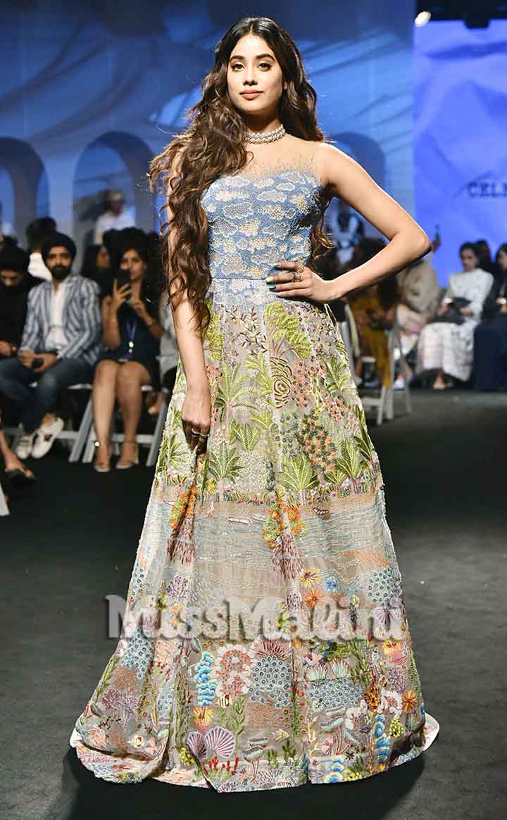 Janhvi Kapoor In Rahul Mishra At Lakmé Fashion Week SR '20 in Mumbai | Source: Yogen Shah