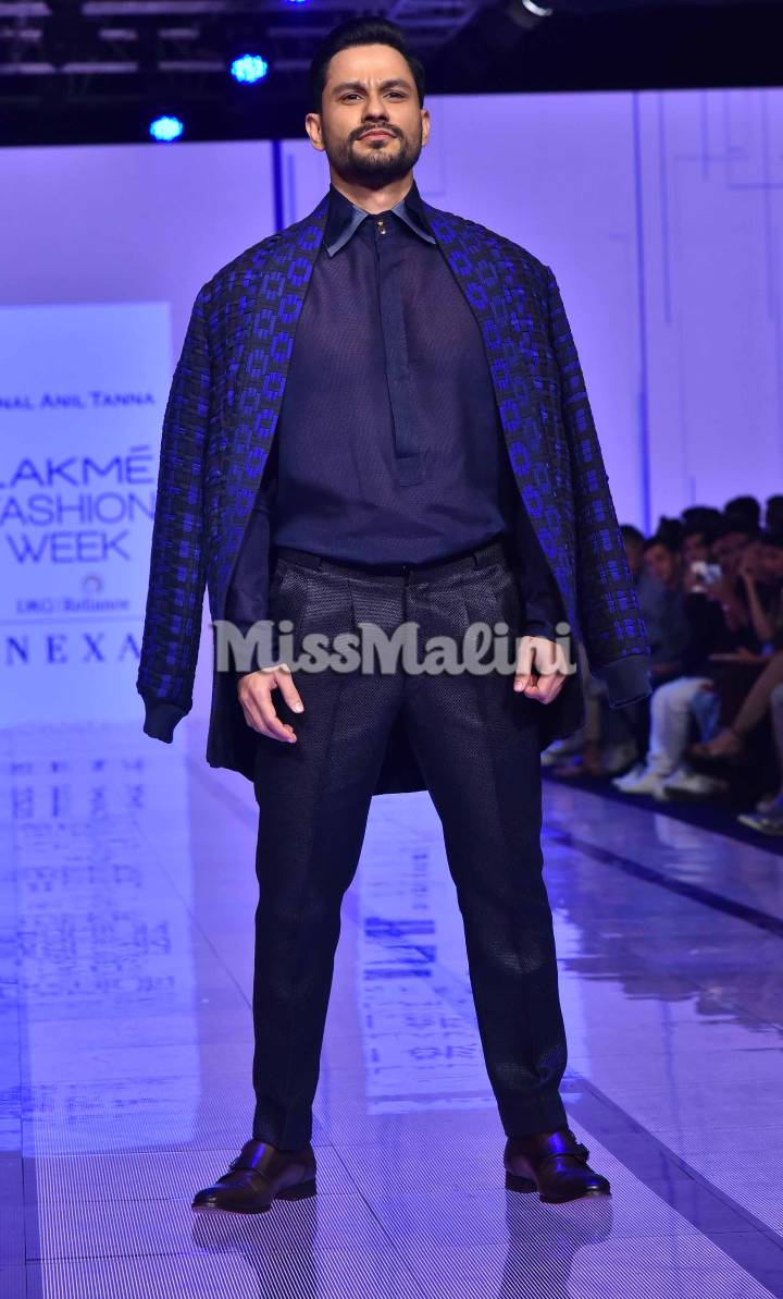 Our Favourite B-Town Celebrities That Walked The Runway At Lakmé ...