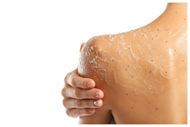 Oatmeal Body Scrub By Africa Studios | (Source: Shutterstock.com)