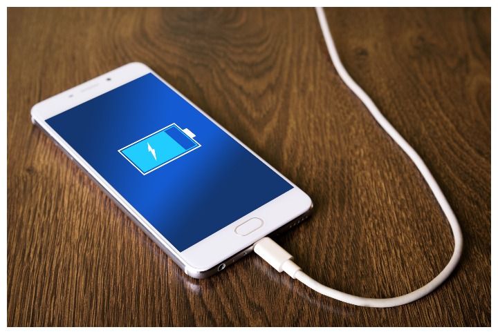 6 Ways To Make Your Gadget’s Battery Last Longer, According To Research