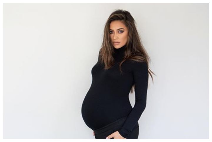 PHOTO: Pretty Little Liars Actress Shay Mitchell Welcomes Her First Child