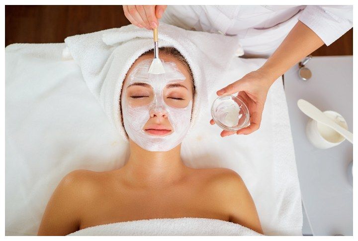 3 Things You Should Never Do After Getting A Facial