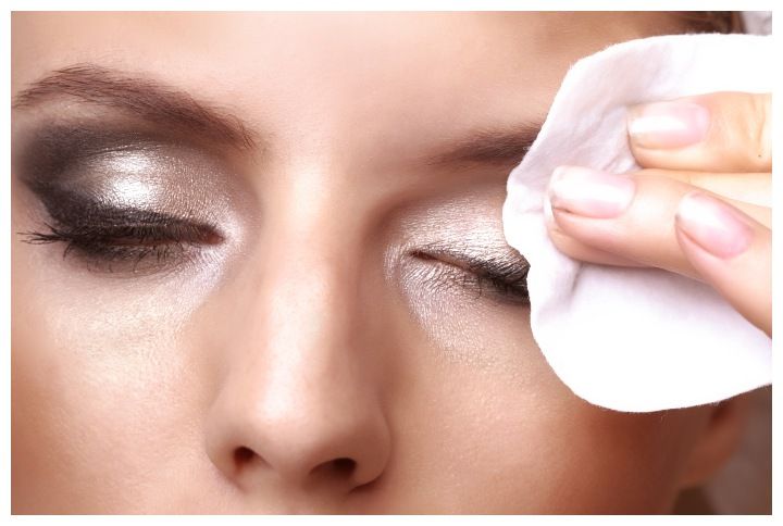3 Steps That’ll Help You Remove Every Bit Of Eye Makeup