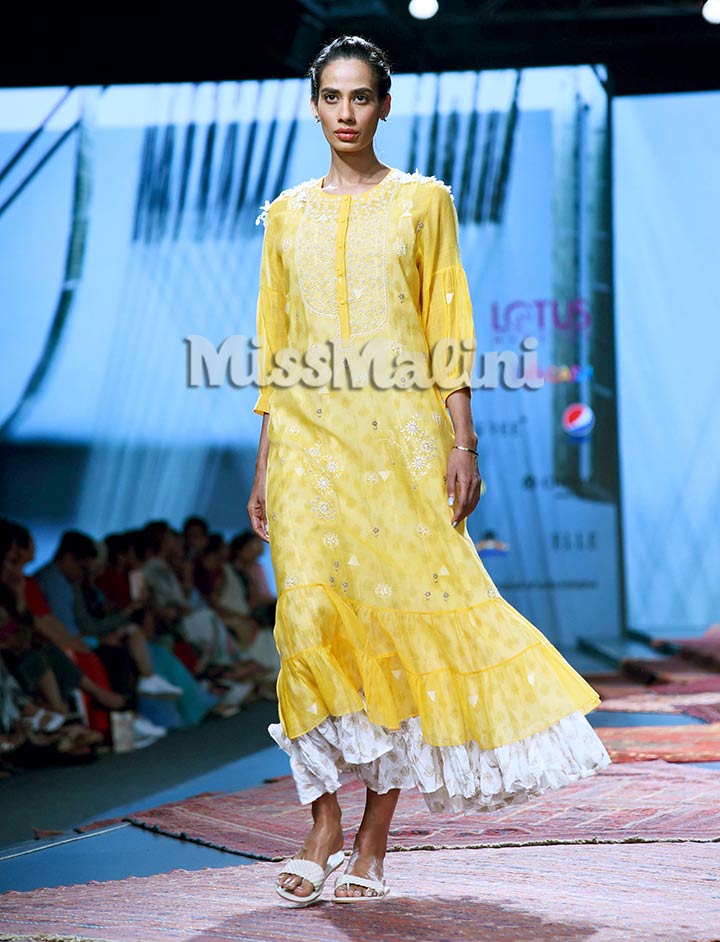 Pramaa By Pratima Pandey at Lotus Makeup India Fashion Week Spring Summer 2020 in Delhi | Source: Yogen Shah