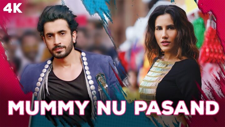 ‘Mummy Nu Pasand’ From Jai Mummy Di Is Another Groovy Number You Should Add To Your NYE Playlist