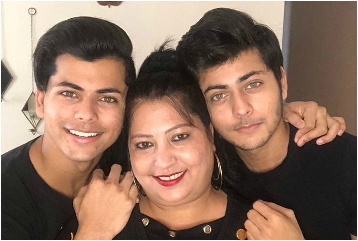 Siddharth & Abhishek Nigam With Their Mother