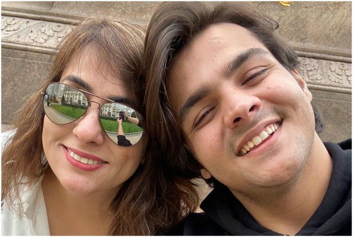 Ashish Chanchlani With His Mother