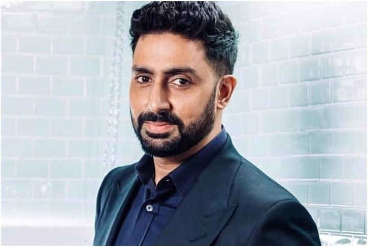 Abhishek Bachchan Shares A Glimpse Of His Late Night Stroll In The Hospital