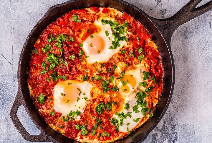 Shakshuka By Tatiana Bralnina | www.shutterstock.com