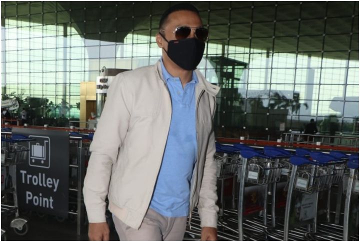 Rahul Bose Pairs His Neutrals With Pastels And It’s A Classic