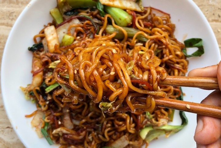 Want To Whip Up A Quick Dinner? This Stir Fry Noodles Recipe Will Sort You Out