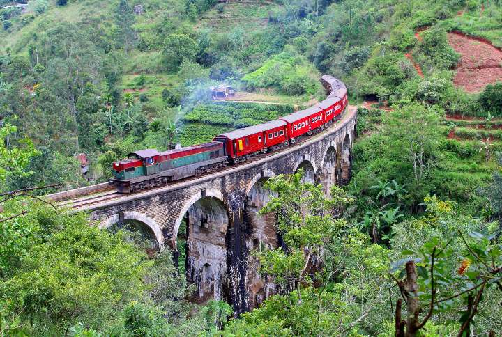 5 Virtual Train Rides You Can Hop On To Travel The World