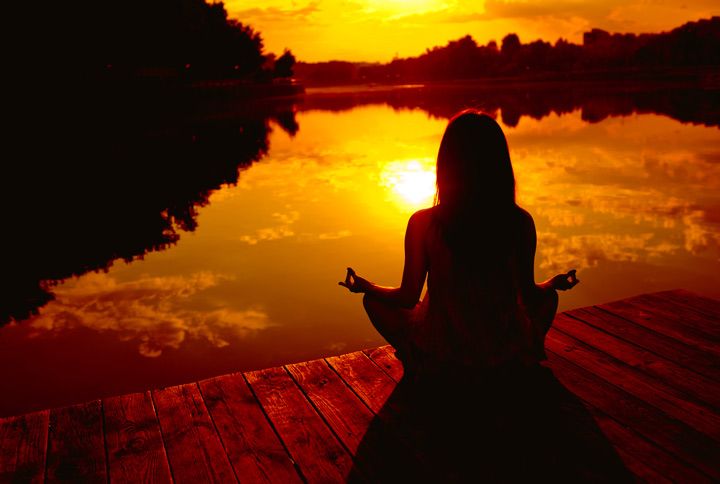 7 Calming Meditation Techniques As Told By An Expert