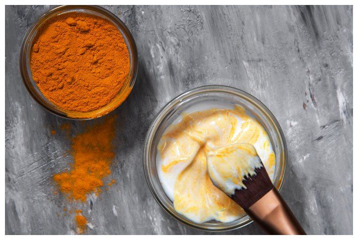 DIY Turmeric And Yoghurt Mask by Marta Maziar | www.shutterstock.com