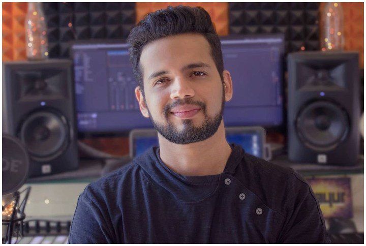 Mayur Jumani: A Musician Who’ll Keep You Hooked To His Unique Tracks