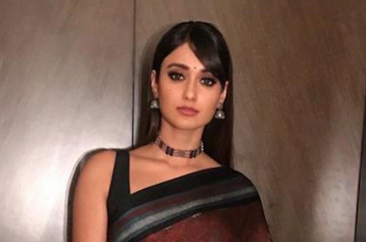 A Fan Asks Ileana D’cruz On How To Deal With His Fiance When She’s On Her Period & Her Reply Is Spot On